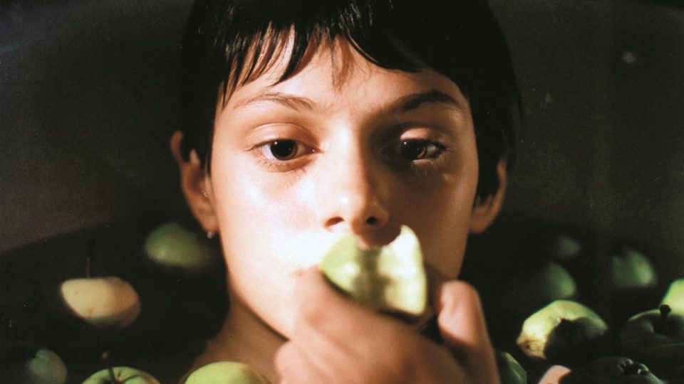 Indiánské léto, první filmová role a slavná scéna ve vaně plné jablek