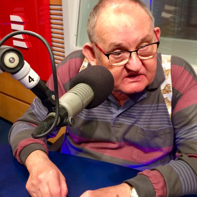 Odmalička jsem se učil,  že neexistuje jen jedna pravda. A že pravda rozhodně není to,  co vidíte všude na plakátech | foto: Tomáš Černý,  Český rozhlas,  Český rozhlas