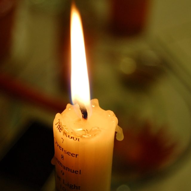 Hořící svíce | foto: Stock Exchange