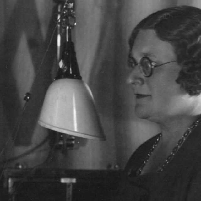 Růžena Nasková ve studiu | foto: Archivní a programové fondy Českého rozhlasu