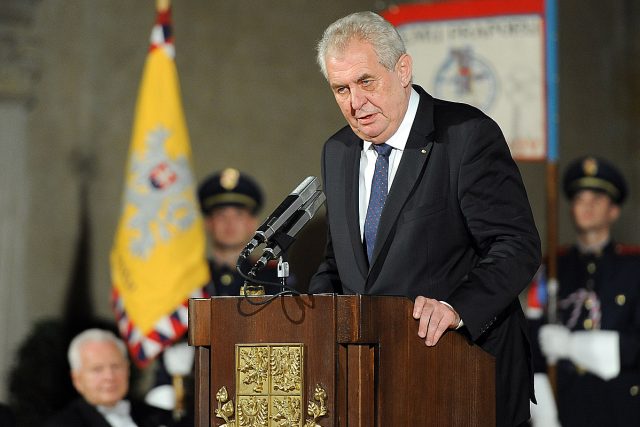 Prezident Miloš Zeman udělil státní vyznamenání | foto: Filip Jandourek