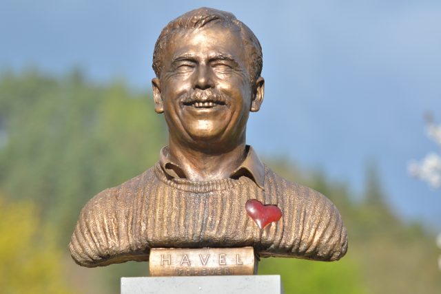 Václav Havel,  busta,  Letovice autora Kryštofa Hoška | foto: Fotobanka Profimedia
