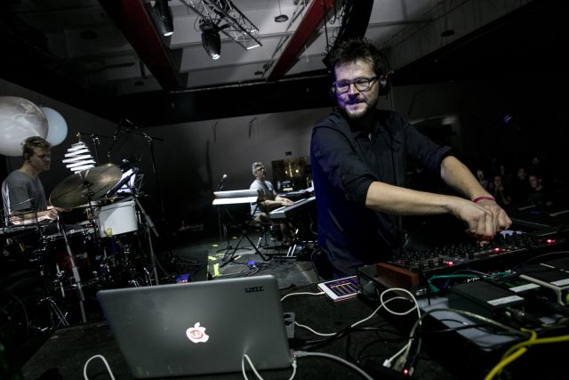 Floex & Tom Hodge na Radio Wave New Stagei na Metronome Festivalu | foto: Kajetán Tvrdík